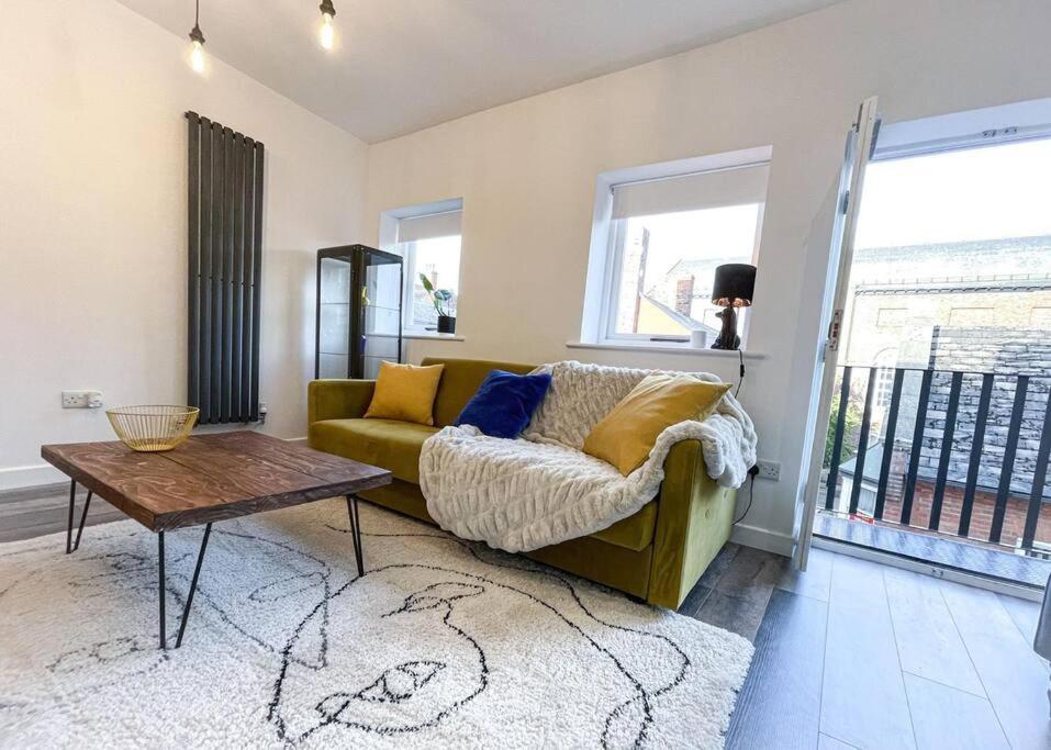 Juliet Beautiful 1 Bedroom, Central, Modern Space. Дарлінгтон Екстер'єр фото